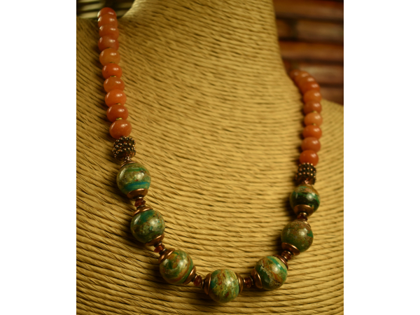 Beautiful Peruvian opal necklace from Gloria Ewing.