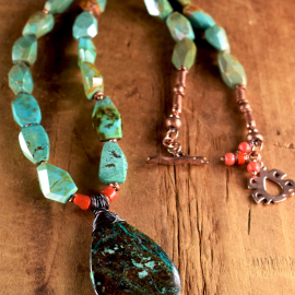 Two varieties of turquoise in a beaded necklace design by Gloria Ewing.