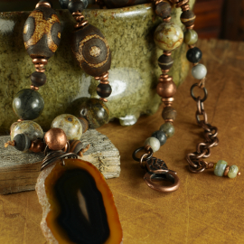 Chunky jasper and agate beaded necklace by Gloria Ewing.
