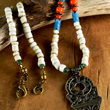 Talhakimt Pendant Necklace, Tribal Necklace, Red, White, Masai, African Trade Beads, African Jewelry